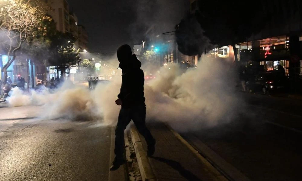 Τραγωδία στα Τέμπη: Nέα συγκέντρωση το απόγευμα έξω από γραφεία της Hellenic Train